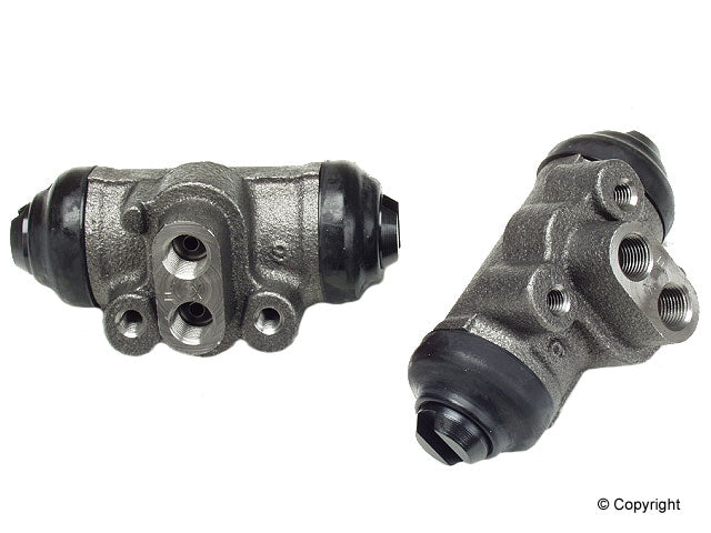 Right Rear Brake Wheel Cylinder Suzuki Sidekick & X90-0
