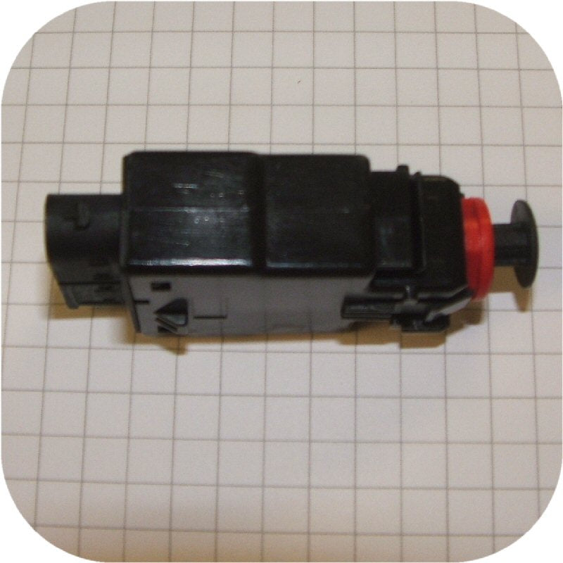 Brake Light Switch BMW 318 323 325 328 525 530 535 540 735 740 750 850 M3 M5 Z3-5665