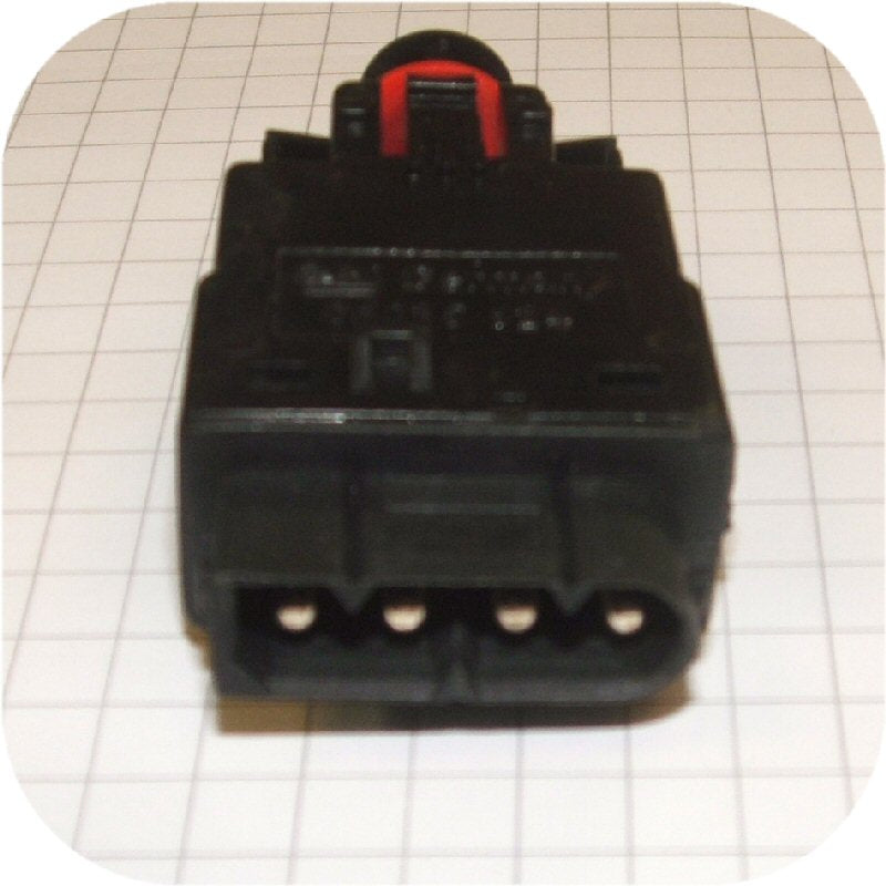 Brake Light Switch BMW 318 323 325 328 525 530 535 540 735 740 750 850 M3 M5 Z3-5666