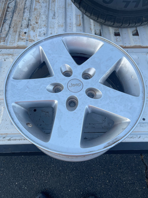 Used OEM Alloy Wheel 17" Jeep Wrangler 2007-2018 JK Sport 5x5 E