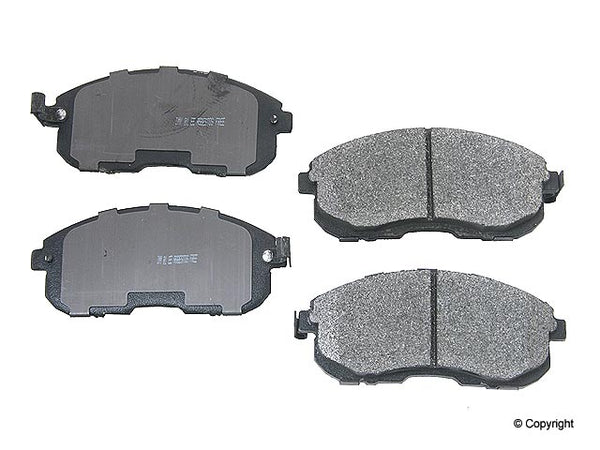 Front Disc Brake Pads for Nissan Maxima Sentra Versa Altima Cube Juke Suzuki SX4-0