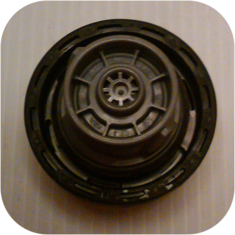 Locking Gas Cap for LEXUS ES300 ES330 GS300 GS430 GX470 RX330 PONTIAC VIBE-13893